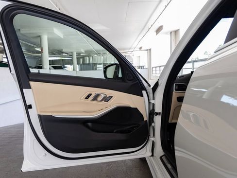 Certified 2024 BMW 330i Sedan w/ Convenience Package image 13