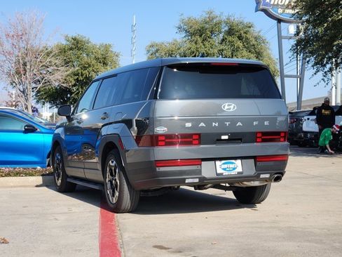 Used 2025 Hyundai Santa Fe SE image 6