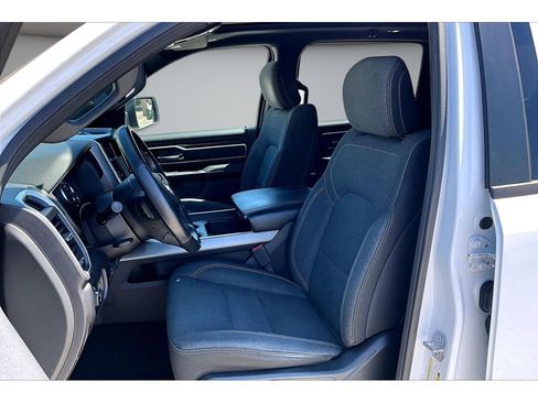 Used 2019 RAM 1500 Big Horn AWD/4WD image 35