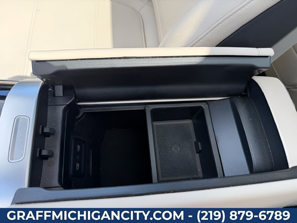 Used 2024 Mercedes-Benz GLC 300 4MATIC image 22