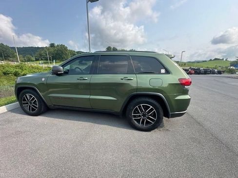 Used 2021 Jeep Grand Cherokee Trailhawk AWD/4WD image 5