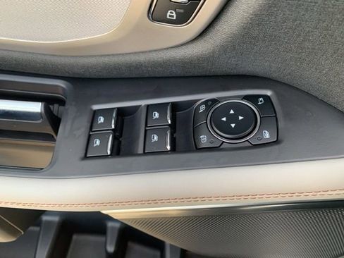 New 2025 Ford Expedition Active image 11