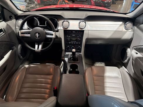 Used 2005 Ford Mustang GT Premium image 79