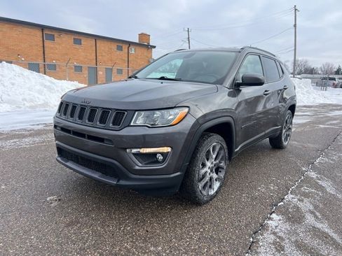 Used 2021 Jeep Compass 80th Special Edition image 29