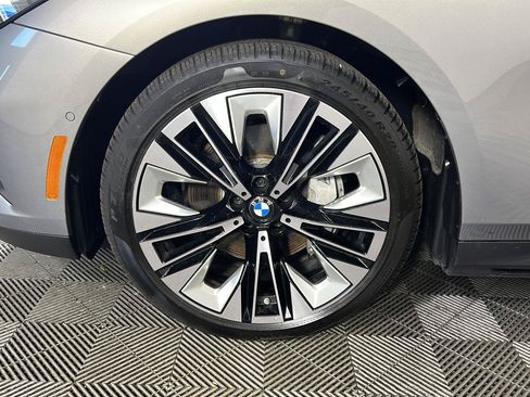 Certified 2024 BMW 540i xDrive w/ Premium Package AWD/4WD image 14