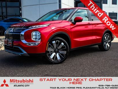 New 2025 Mitsubishi Outlander SE