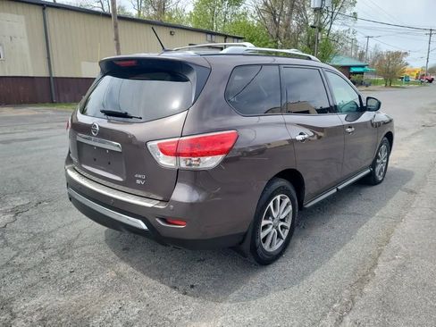 Used 2015 Nissan Pathfinder SV w/ Cargo Package AWD/4WD image 5