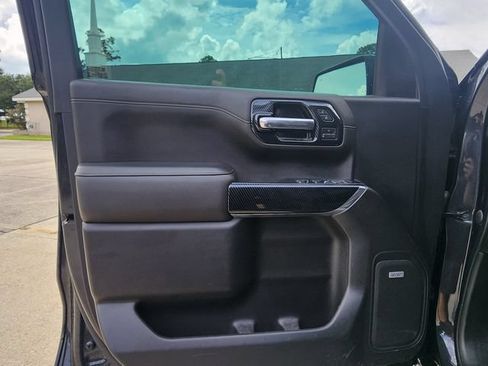 Used 2020 GMC Sierra 1500 AT4 w/ AT4 Premium Package AWD/4WD image 11