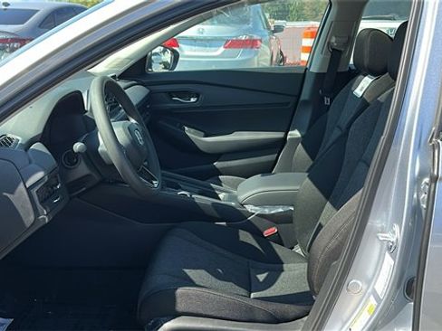 New 2025 Honda Accord SE image 10