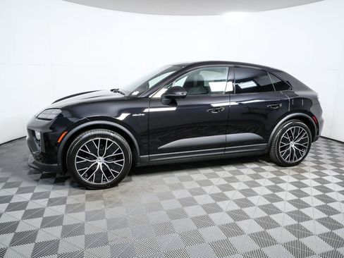 New 2026 Porsche Macan Electric image 2