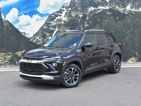 Used 2024 Chevrolet TrailBlazer LT w/ Driver Confidence Package FWD image 6