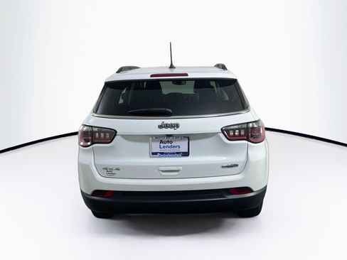 Used 2022 Jeep Compass Latitude AWD/4WD image 6