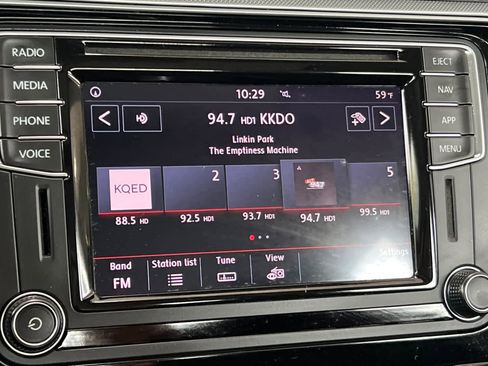 Used 2018 Volkswagen Passat 2.0T SE image 19