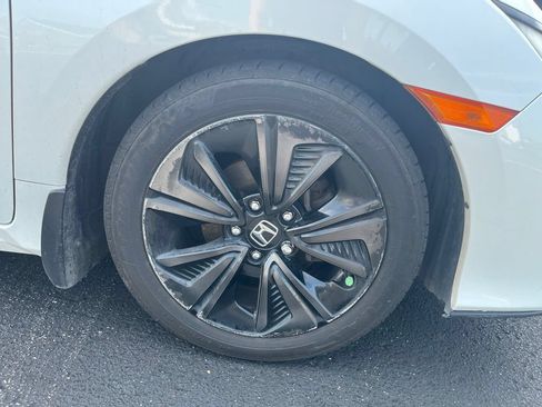 Used 2019 Honda Civic EX image 12