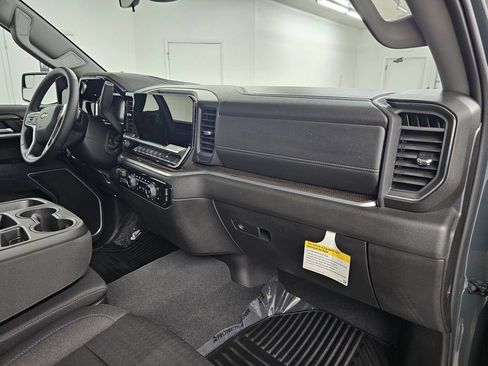 Used 2026 Chevrolet Silverado 1500 LT AWD/4WD image 16