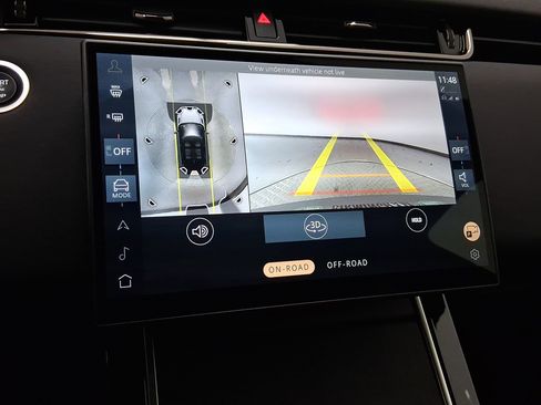 Used 2025 Land Rover Range Rover Evoque S image 26