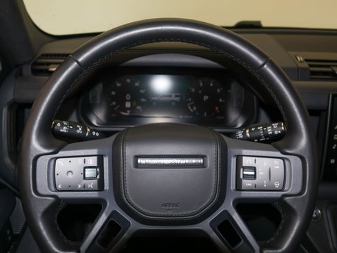 Used 2024 Land Rover Defender 130 X-Dynamic SE AWD/4WD image 30