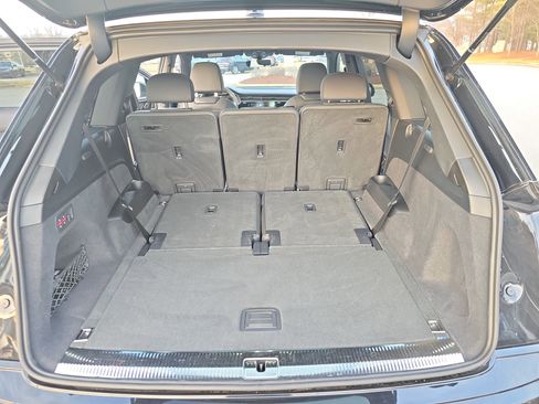 Certified 2025 Audi Q7 2.0T Premium w/ Convenience Package image 12