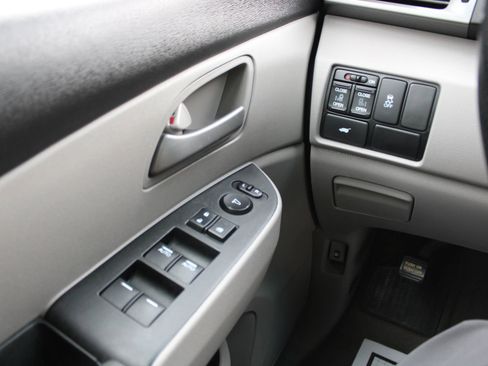 Used 2012 Honda Odyssey EX-L image 24