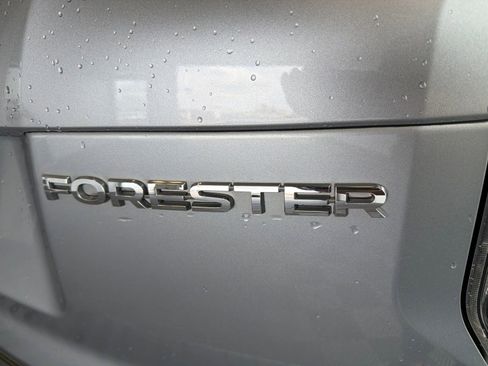 Used 2018 Subaru Forester 2.5i Premium AWD/4WD image 7