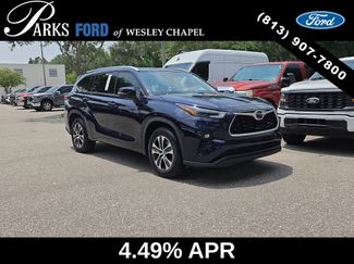 Used 2022 Toyota Highlander XLE FWD video 1