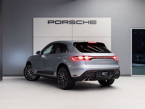 Certified 2023 Porsche Macan S AWD/4WD image 5