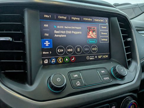 Used 2023 GMC Acadia AT4 w/ Preferred Package image 16