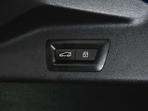 Used 2024 BMW X5 M60i AWD/4WD image 72