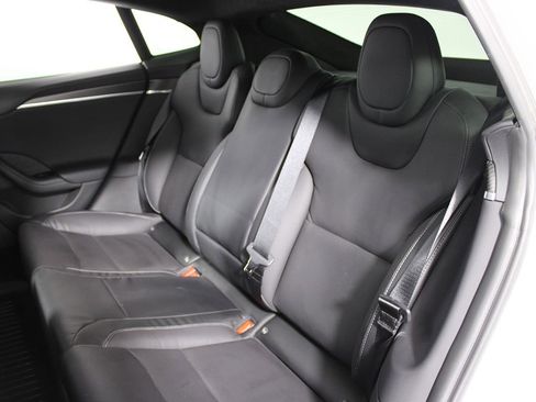 Used 2021 Tesla Model S Plaid image 14