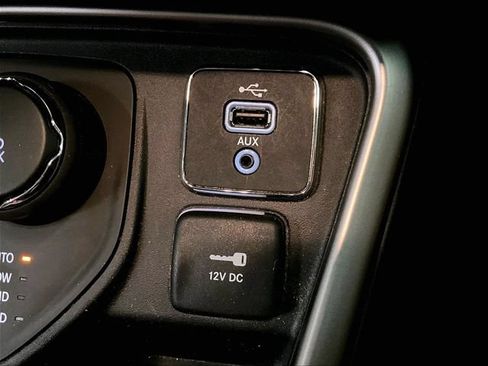 Used 2018 Jeep Compass Sport w/ Tech Group AWD/4WD image 31