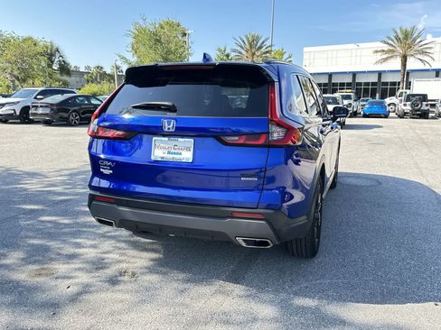 Used 2024 Honda CR-V Sport Touring image 6