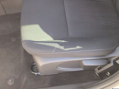 Used 2016 Ford Focus SE image 20