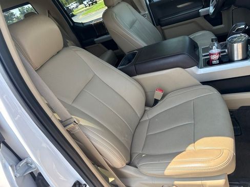 Used 2018 Ford F150 Lariat RWD image 22