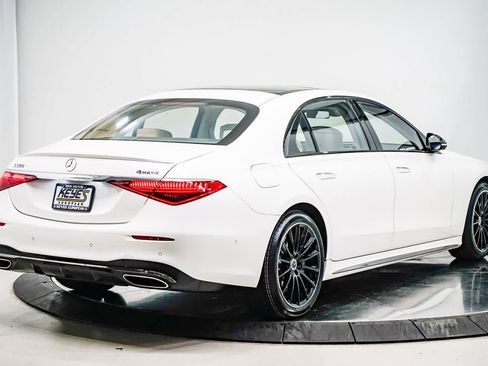 Used 2023 Mercedes-Benz S 500 4MATIC image 4