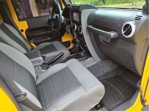 Used 2008 Jeep Wrangler Unlimited X image 12