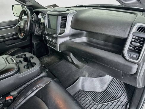 Used 2022 RAM 3500 Big Horn AWD/4WD image 30