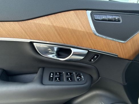Certified 2023 Volvo XC90 B6 Plus w/ Protection Package Premier AWD/4WD image 23