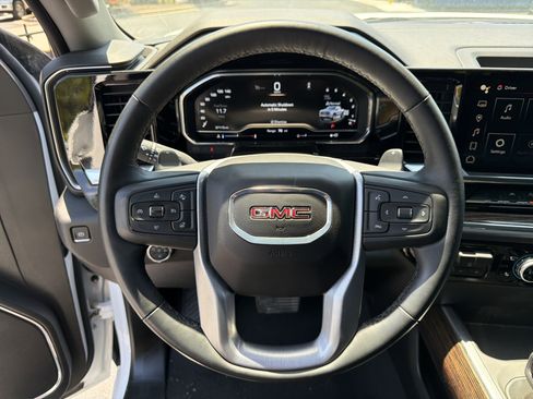 Used 2024 GMC Sierra 1500 Elevation w/ LPO, Elevation Black Package AWD/4WD image 9