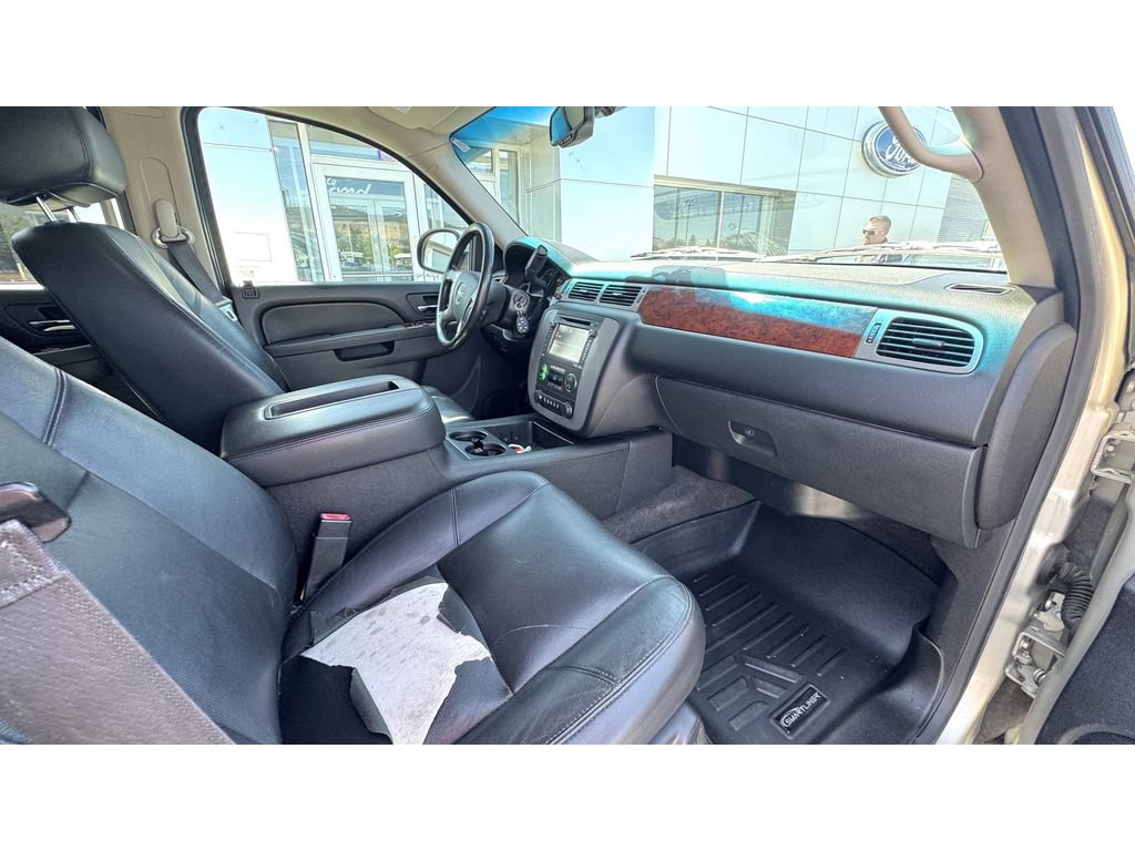 Used 2013 GMC Yukon XL SLT AWD/4WD image 9