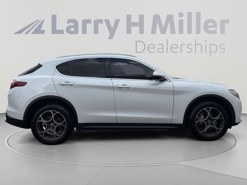 Used 2018 Alfa Romeo Stelvio Ti AWD/4WD image 6