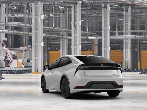 New 2026 Toyota Prius SE image 9