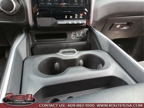 Used 2022 RAM 1500 Big Horn AWD/4WD image 36