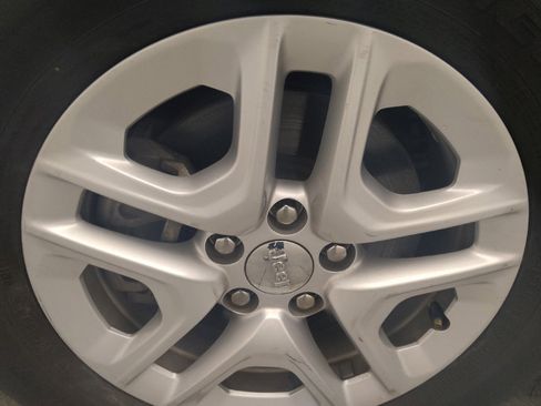 Used 2020 Jeep Compass Sport FWD image 31