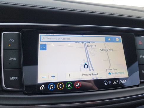 Used 2024 Buick Enclave Avenir w/ Avenir Technology Package image 27