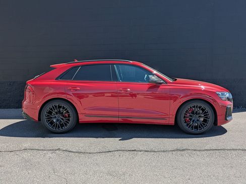 New 2026 Audi SQ8 Premium Plus AWD/4WD image 4
