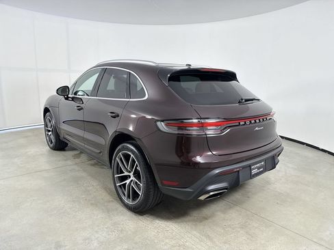 Certified 2026 Porsche Macan AWD/4WD image 3