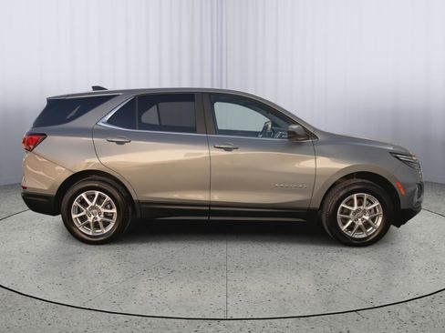 Used 2023 Chevrolet Equinox LT image 23