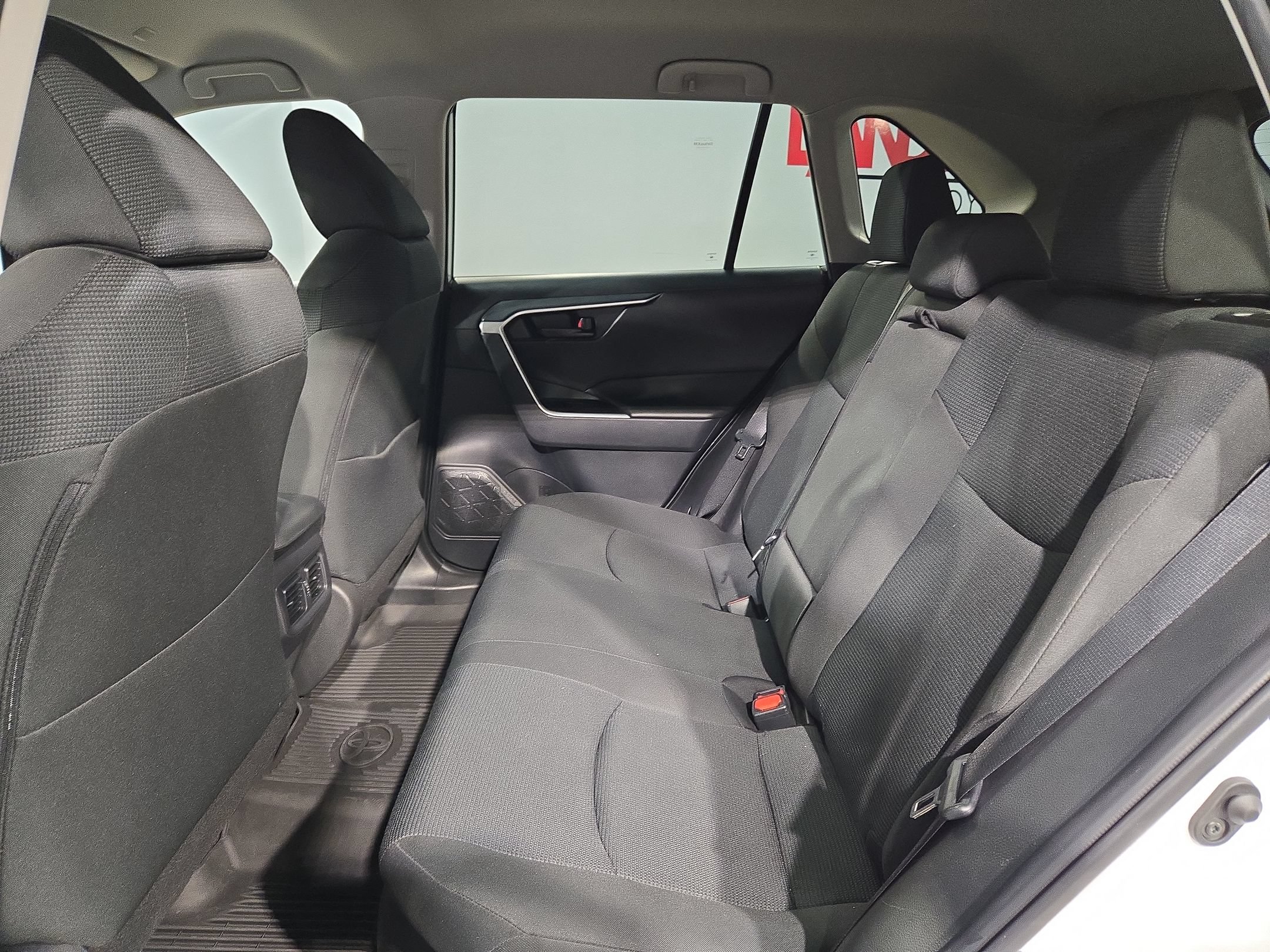 Certified 2024 Toyota RAV4 LE AWD/4WD image 35
