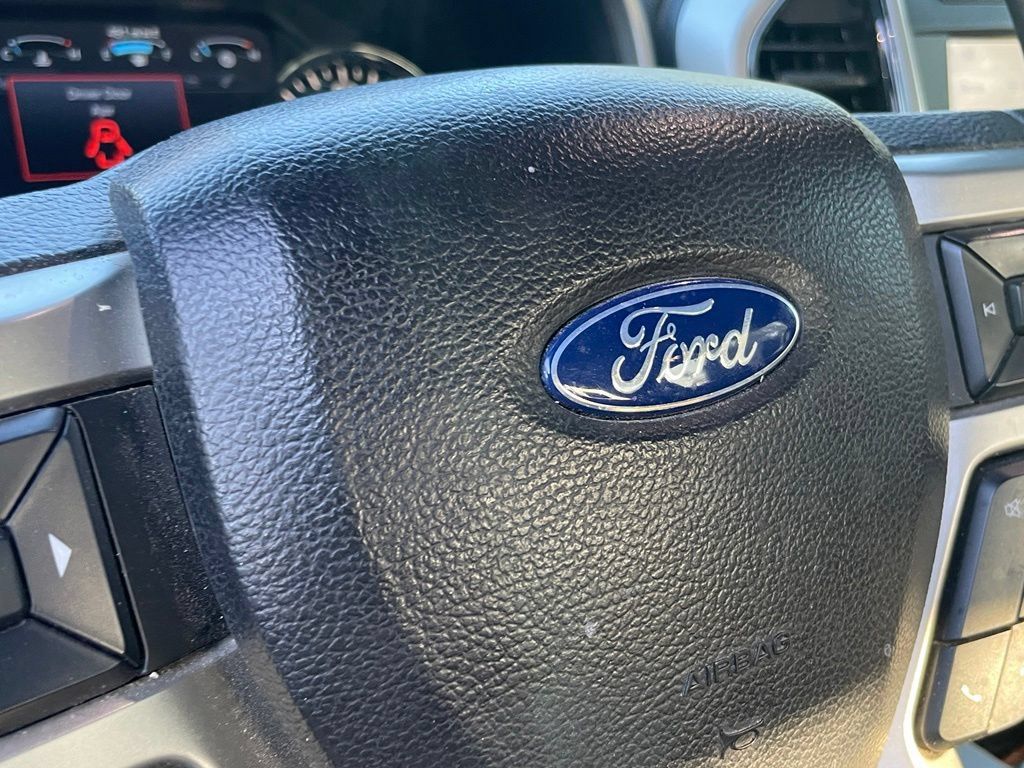 Used 2020 Ford F150 Lariat AWD/4WD image 5