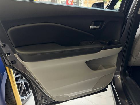 Used 2021 Honda Pilot EX image 24